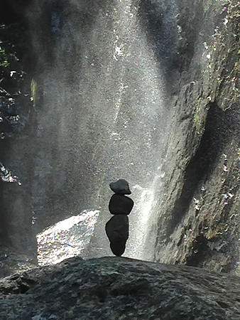 Cairn, Rainbow Falls, Trail to Sawteeth