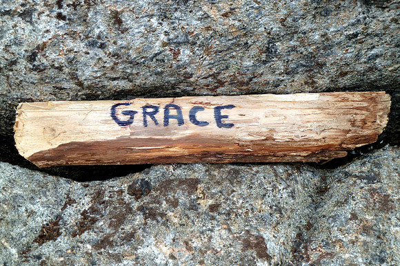 Summit Marker, E Dix (Grace Peak)