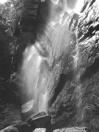 Rainbow Falls, Trail to Sawteeth 2