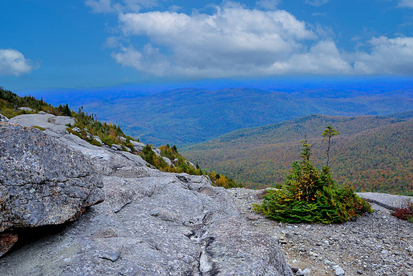 Rocky Peak Ridge Summit Fissure